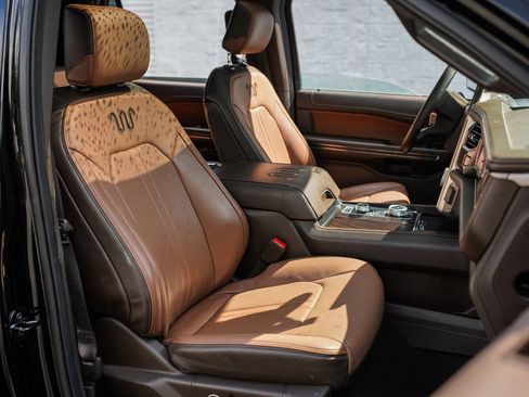 Used 2022 Ford Expedition Max King Ranch image 24