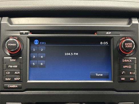 Used 2018 Nissan Titan SV w/ SV Convenience Package AWD/4WD image 18