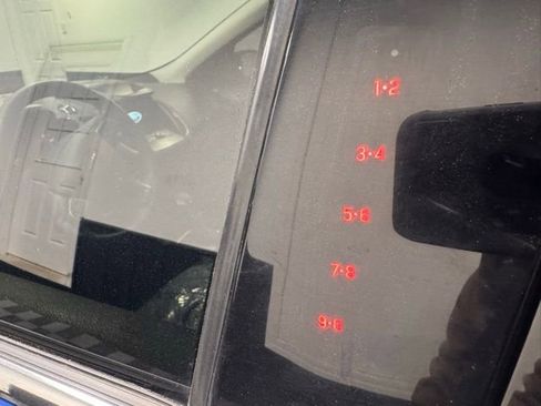 Used 2019 Ford Escape SE image 13