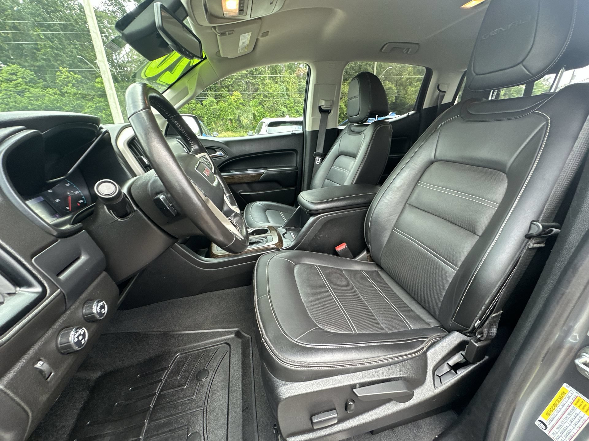 Used 2020 GMC Canyon Denali AWD/4WD image 19