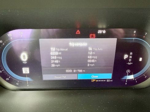 Used 2022 Volvo XC60 B5 Momentum w/ Climate Package image 15