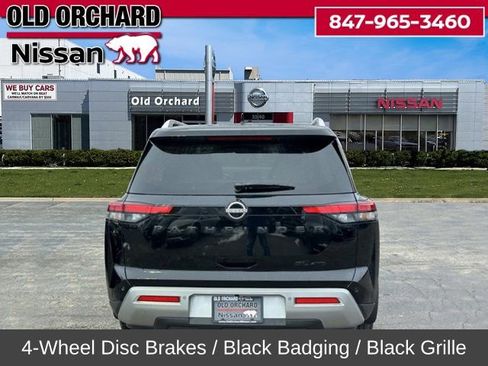 Used 2022 Nissan Pathfinder SL w/ SL Black Package image 8