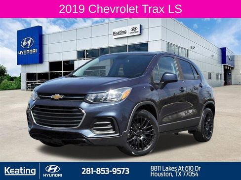 Used 2019 Chevrolet Trax LS w/ Tint and Cruise Package image 1