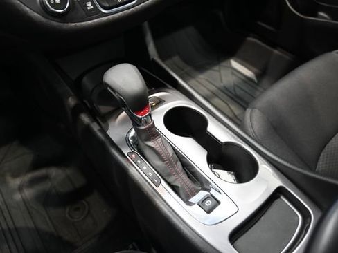 Used 2024 Chevrolet Malibu RS w/ LPO, Floor Liner Package FWD image 18