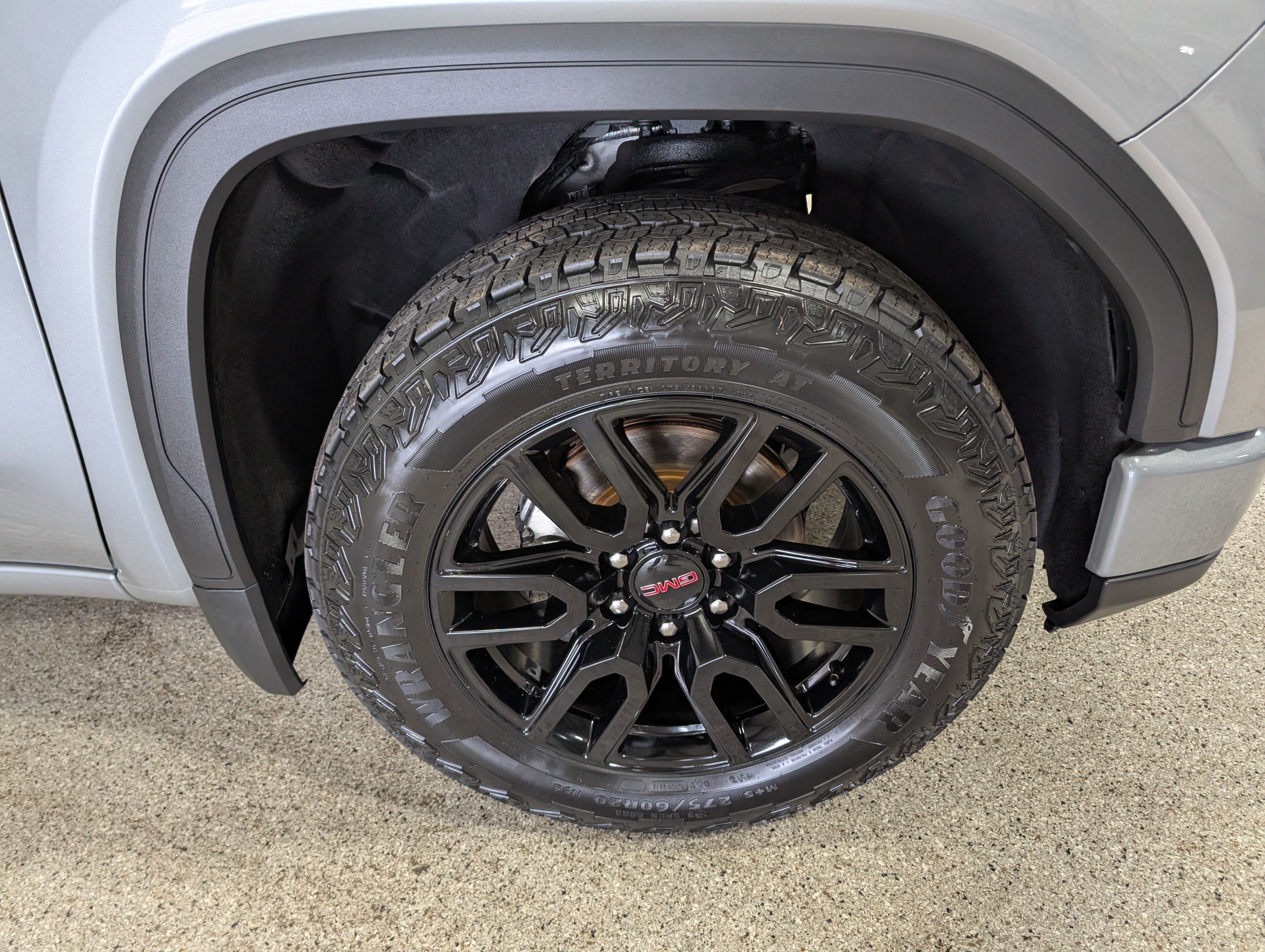Used 2024 GMC Sierra 1500 Elevation w/ X31 Off-Road Package AWD/4WD image 12