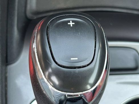 Used 2019 Chevrolet Malibu RS FWD image 23