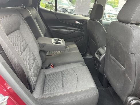 Used 2018 Chevrolet Equinox LT AWD/4WD image 32