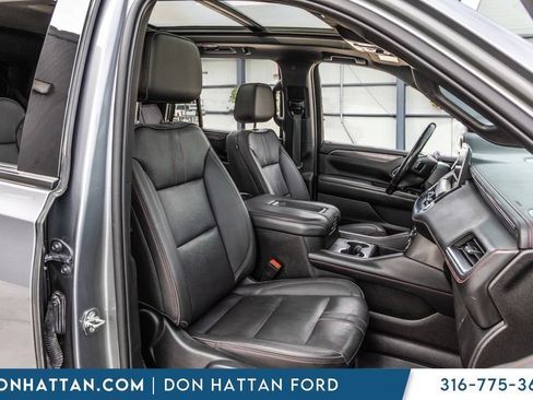 Used 2022 Chevrolet Tahoe RST w/ Luxury Package AWD/4WD image 24