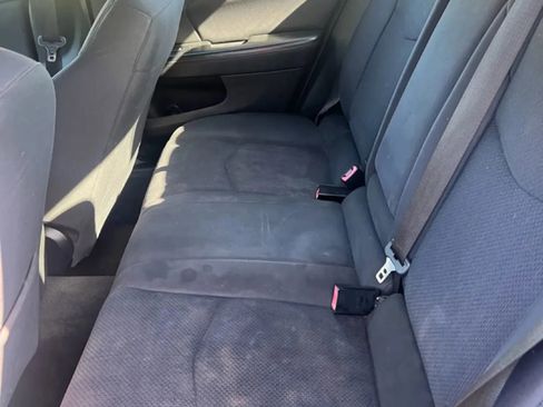 Used 2012 Chrysler 200 Touring image 8