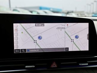 Used 2024 Hyundai Elantra SEL video 2