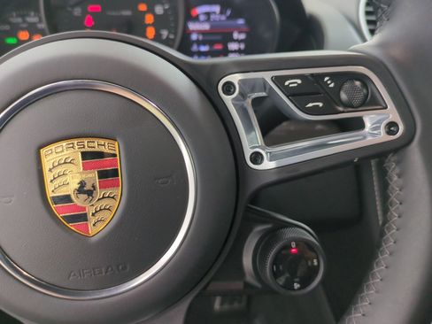 Certified 2025 Porsche 718 Cayman RWD image 25