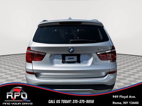 Used 2017 BMW X3 xDrive28i AWD/4WD image 4