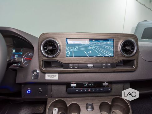 Used 2026 Mercedes-Benz Sprinter 3500 image 31