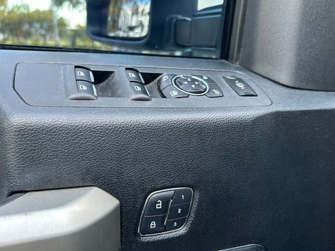 Used 2017 Ford F250 Lariat w/ Lariat Value Package image 17