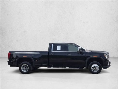 Used 2021 GMC Sierra 3500 Denali w/ Denali Ultimate Package AWD/4WD image 4