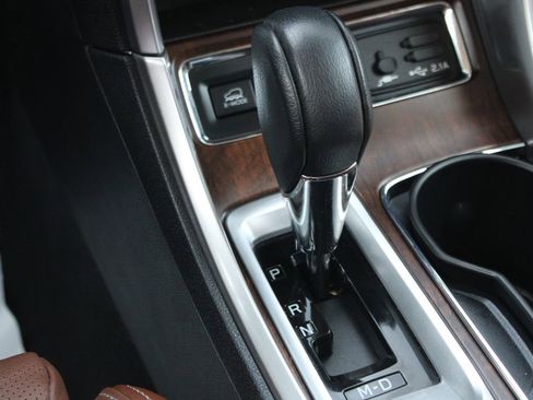 Used 2022 Subaru Ascent Touring image 19