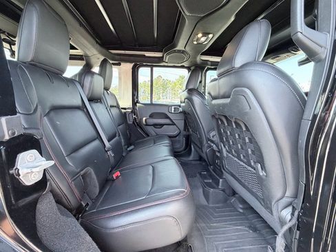 Used 2020 Jeep Wrangler Unlimited Rubicon image 25