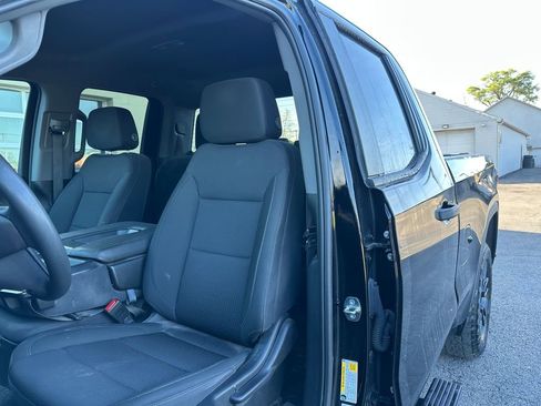 Used 2023 GMC Sierra 1500 Pro w/ Graphite Edition AWD/4WD image 15