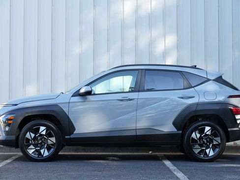 Used 2025 Hyundai Kona SEL AWD/4WD image 8