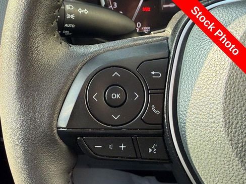 Used 2025 Toyota RAV4 XLE w/ Convenience Package image 20