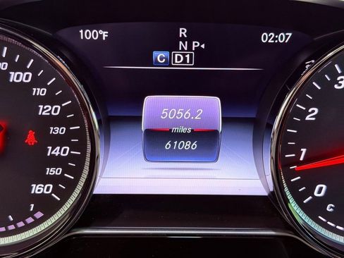 Used 2017 Mercedes-Benz E 300 image 23