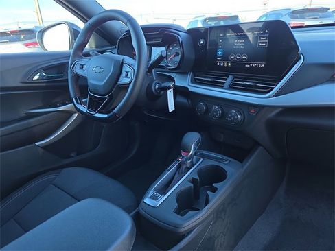 New 2026 Chevrolet Trax RS w/ Sunroof Package image 16