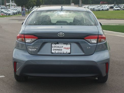 Used 2024 Toyota Corolla LE FWD image 3