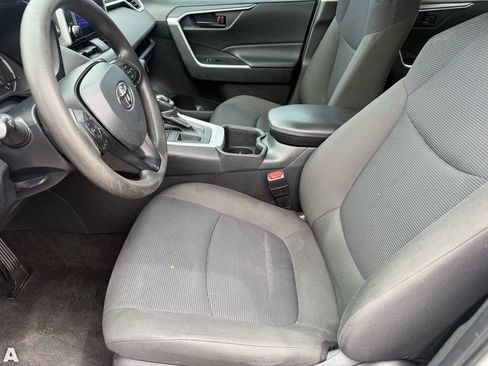 Used 2024 Toyota RAV4 LE FWD image 12