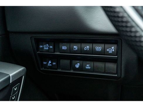 Used 2024 Toyota Tundra Platinum image 32