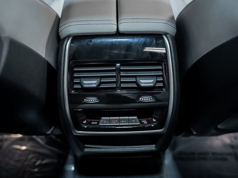 Used 2025 BMW X5 M60i w/ Climate Comfort Package image 44