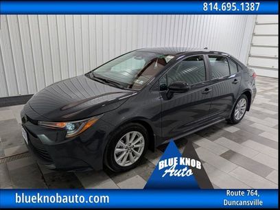 Used 2025 Toyota Corolla LE w/ LE Premium Package