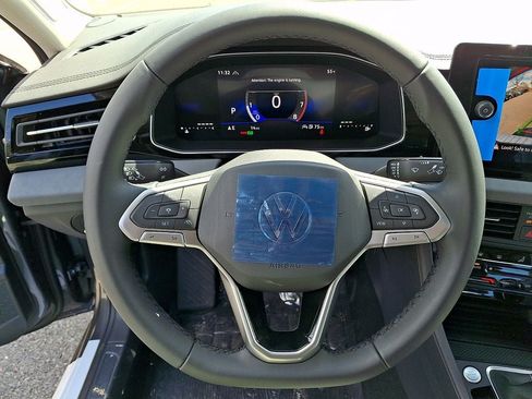 New 2026 Volkswagen Jetta SE FWD image 15