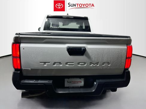 Used 2024 Toyota Tacoma SR image 5