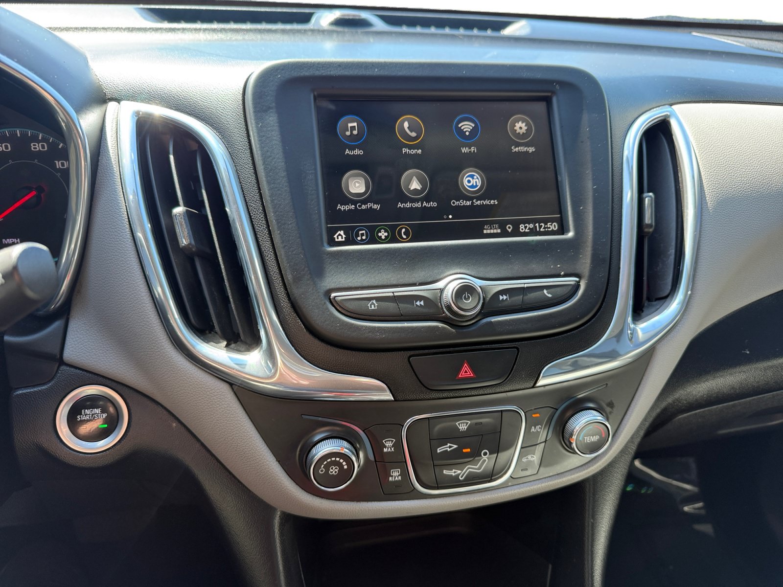 Used 2019 Chevrolet Equinox LS FWD image 12