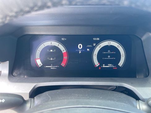 Used 2025 Toyota Tacoma TRD Off-Road AWD/4WD image 4