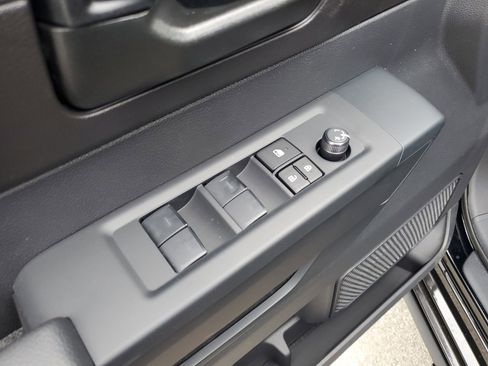 Used 2026 Toyota Tundra SR AWD/4WD image 19