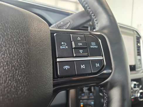 Used 2026 Ford F450 Platinum w/ FX4 Off-Road Package AWD/4WD image 18