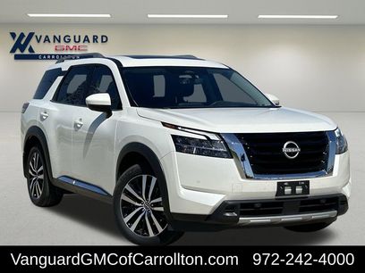 Used 2024 Nissan Pathfinder Platinum