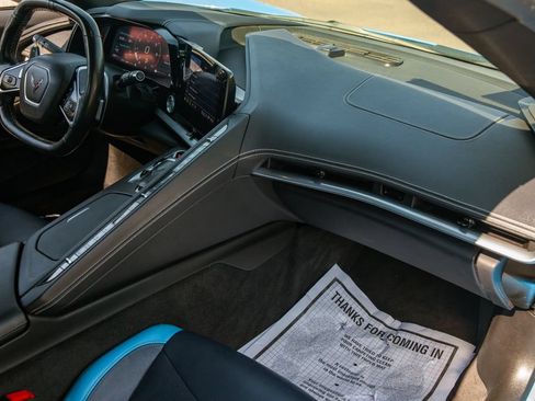 Used 2022 Chevrolet Corvette Stingray Preferred Cpe w/ Z51 Performance Package RWD image 13