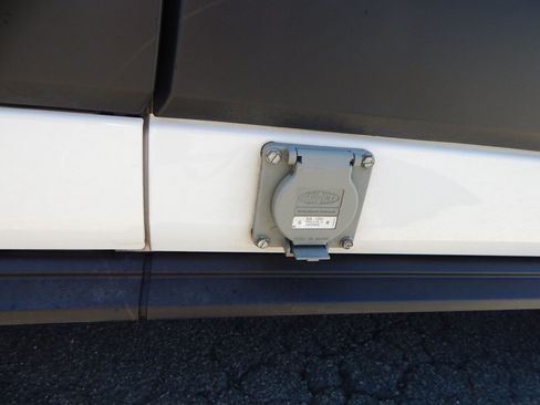 Used 2022 Ford Transit 250 148 High Roof Extended RWD image 16
