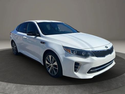 Used 2017 Kia Optima SX image 3