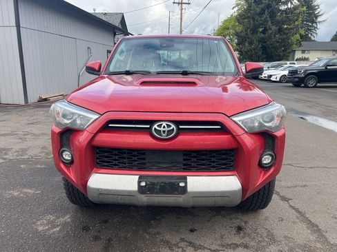 Used 2022 Toyota 4Runner TRD Off-Road image 3
