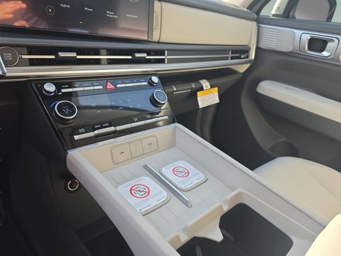 New 2026 Hyundai Santa Fe SE image 7