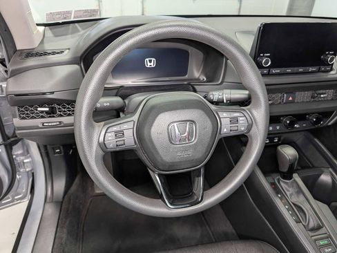 Used 2023 Honda Accord EX image 35