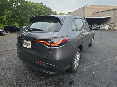 Used 2025 Honda HR-V LX image 9