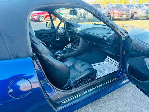 Used 1996 BMW Z3 1.9 RWD image 11
