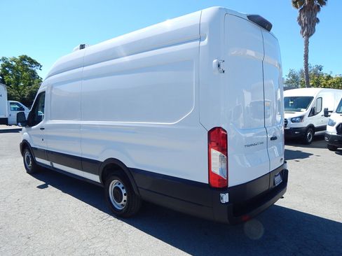 Used 2022 Ford Transit 250 148 High Roof Extended RWD image 6