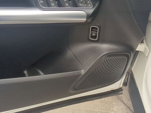 Used 2021 Mercedes-Benz GLA 250 image 14