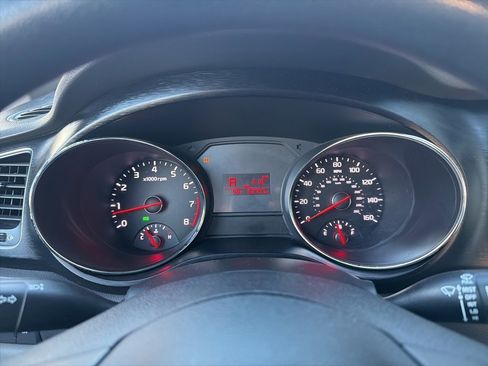 Certified 2018 Kia Sedona L image 36