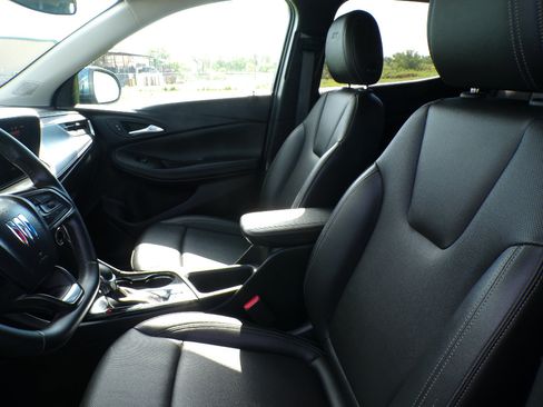 Used 2024 Buick Encore GX Sport Touring AWD/4WD image 13